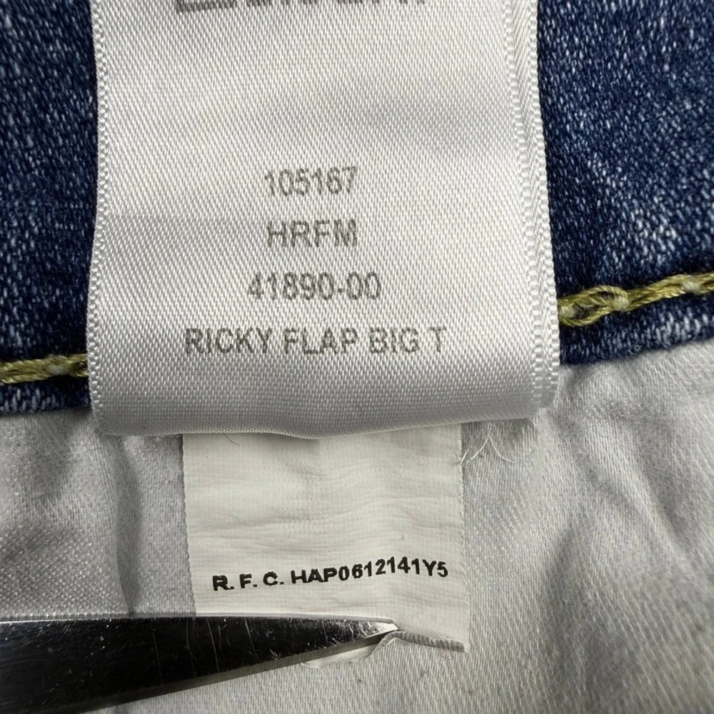 True Religion Ricky Relaxed Straight Big T Flap Pocket Jeans Light Wash 32